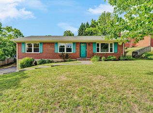 101 Sunnydale Ct, Troutville, VA 24175