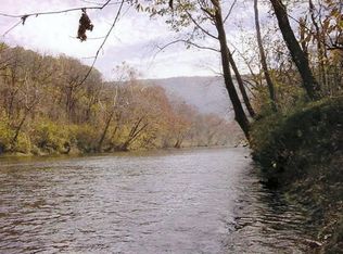 319 Hickory Ln, Woodstock, VA 22664