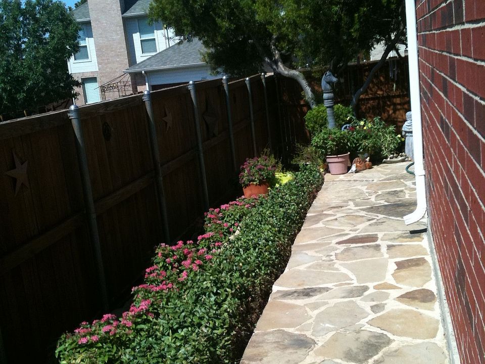 1st image of 2854 Crestview Dr