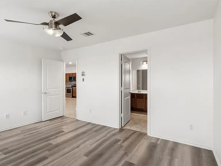803 Quartz Trl — Photo 18