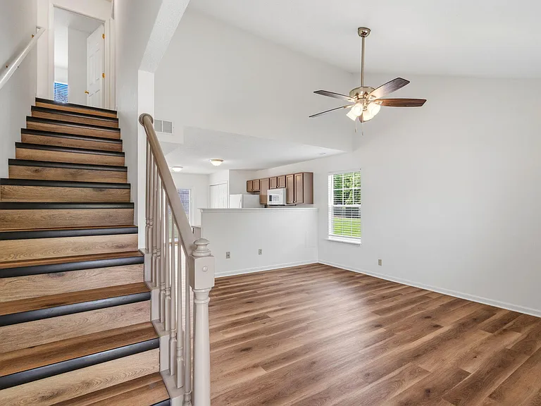 4412 Cheryl Ct — Photo 13
