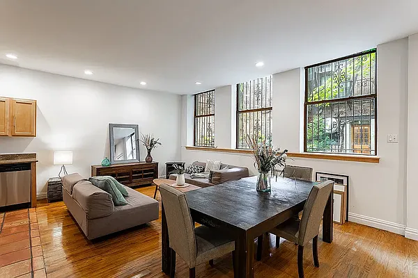 Rented by Bond New York | media 1