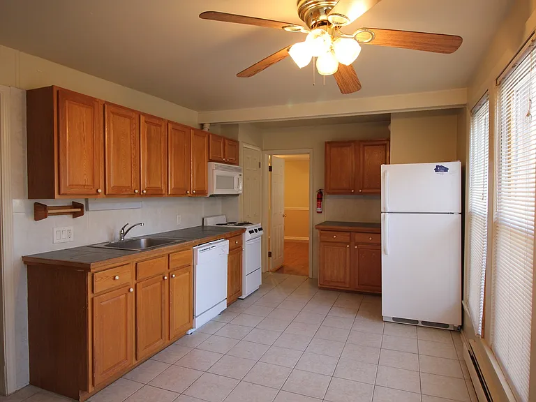 121 N Normal St — Photo 1