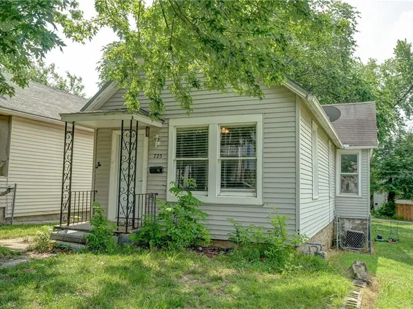 725 Dakota St, Leavenworth, KS 66048