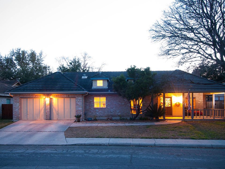 1st image of 5 Granburg Cir