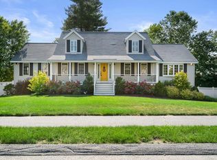 8 Shanpauly Dr, Billerica, MA 01821