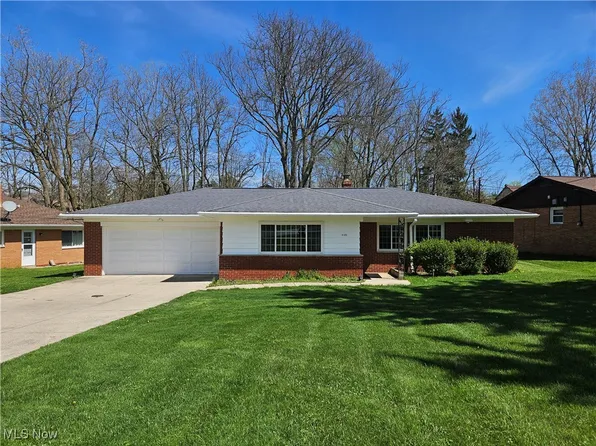 8185 State Rd, North Royalton, OH 44133