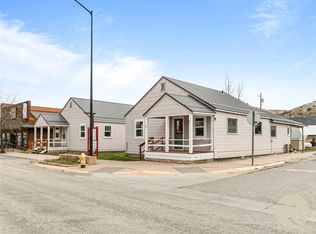 21 & 23 S Woodard Ave #2, Absarokee, MT 59001