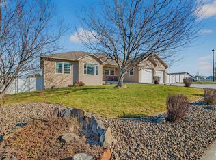 2285 Pitchstone Dr, Clarkston, WA 99403