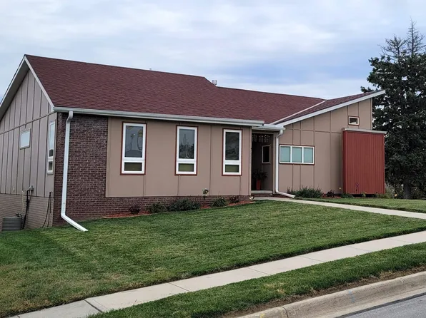 2603 N 32nd St, Omaha, NE 68111