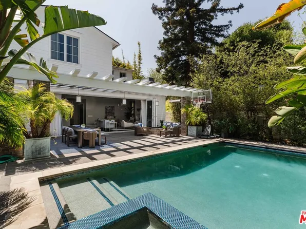 356 E Rustic Rd, Santa Monica, CA 90402
