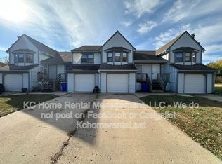 1255 N Petzold Dr APT D, Olathe, KS 66061