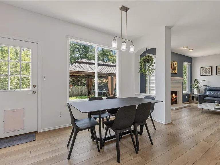 706 Hilltop Dr — Photo 7