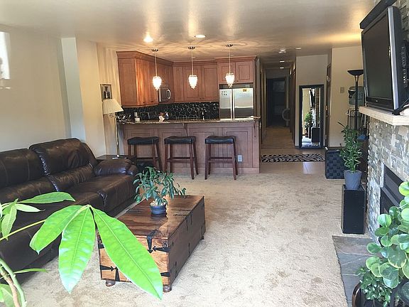 4th image of 137 Benchmark Rd #211