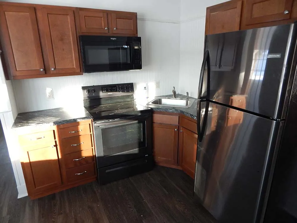 2 bed, 743 sqft, $900 — Photo 4