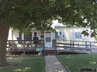 805 N 15th St, Beatrice, NE 68310