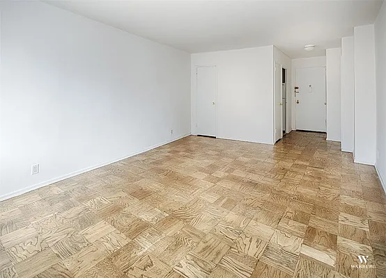 Rented by Warburg | media 20