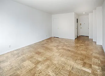 Rented by Warburg