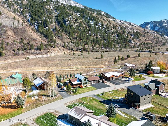 4th image of 513 Three Rivers Dr