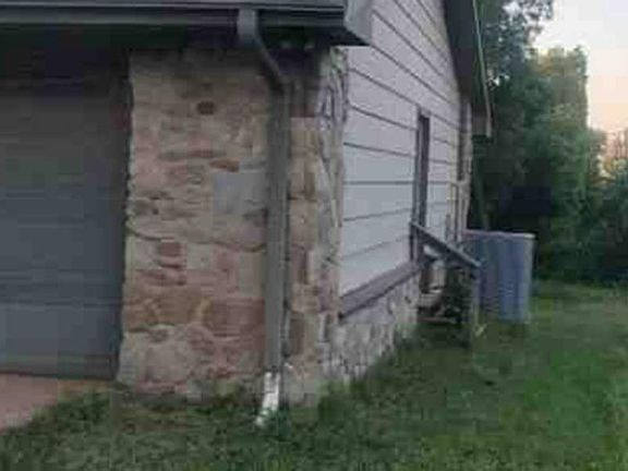 5th image of 3602 E 46th St