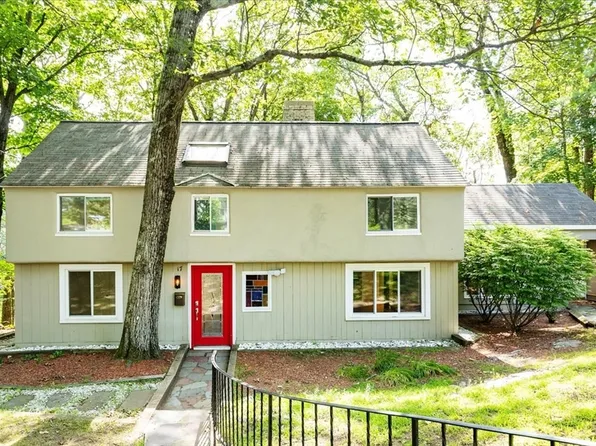17 Boulder Rd, Lexington, MA 02420