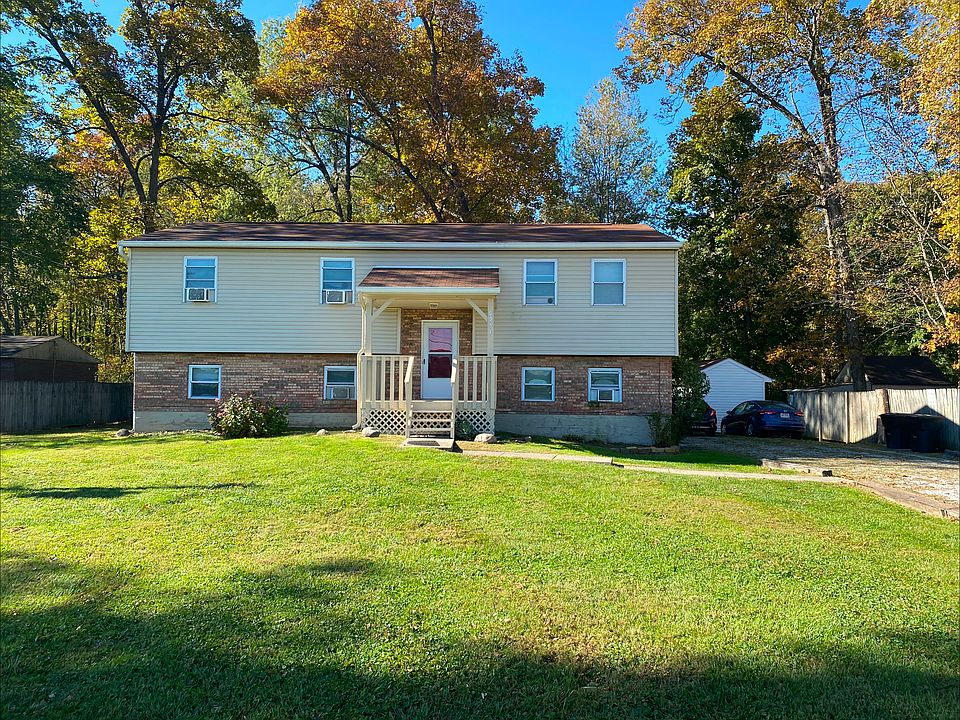 Two bedroom on right side upstairs and downstairs.