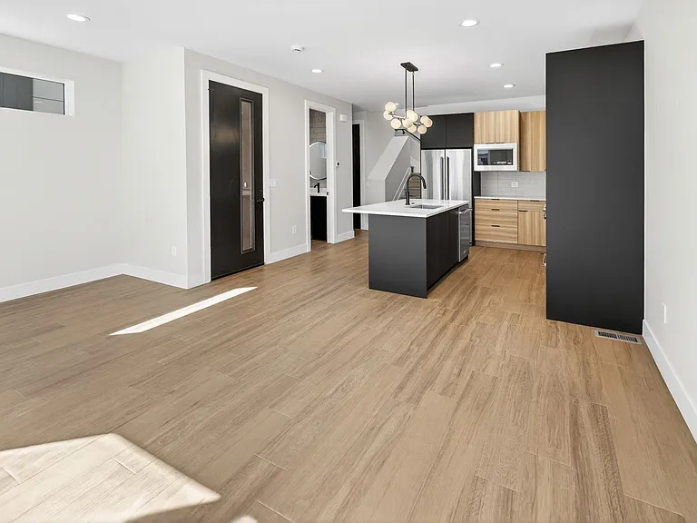 Cherry Street Homes — Photo 10