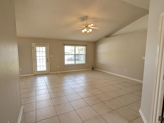 2nd image of 2334 Heritage Cir