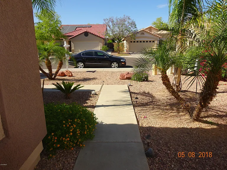13493 W Young St — Photo 2