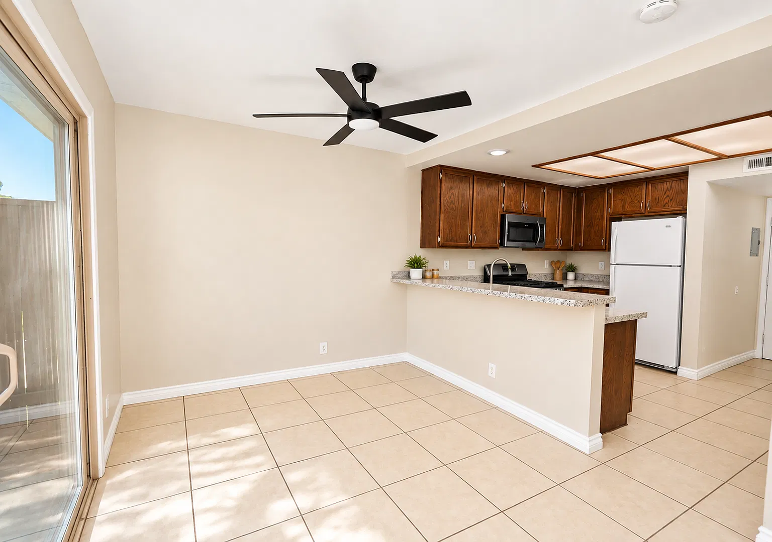 Cypress Park Townhomes — Photo 2