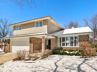 7236 Oneill Rd, Downers Grove, IL 60516