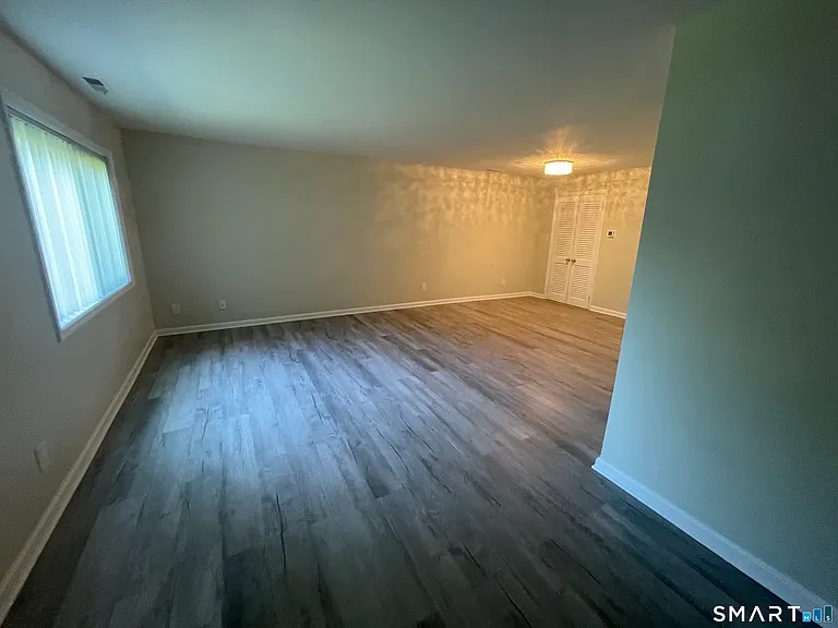31 Stuart Ave #4 — Photo 5