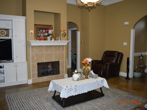 5th image of 204 Swepston Dr