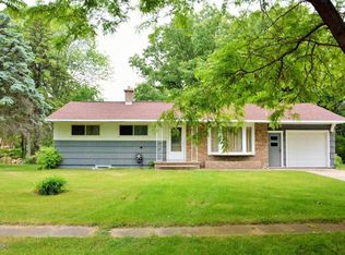 511 Spring St, Coopersville, MI 49404