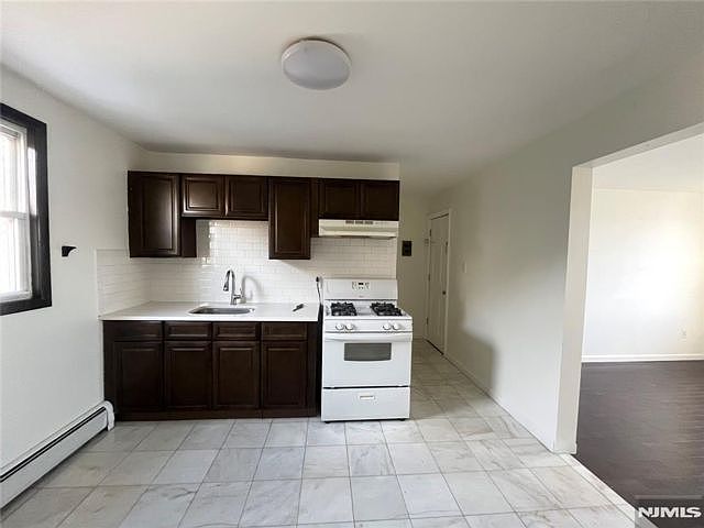 1st image of 407 Kingsland Ave