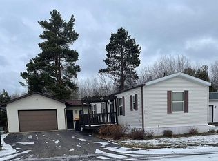 37 Edgewater Ct, Rhinelander, WI 54501