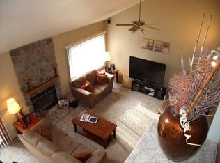1335 Hickory Dr, Waukesha, WI 53186
