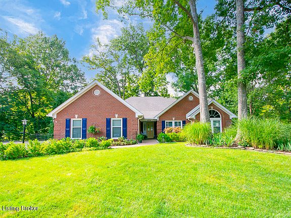 3rd image of 7804 Deep Trail Ct