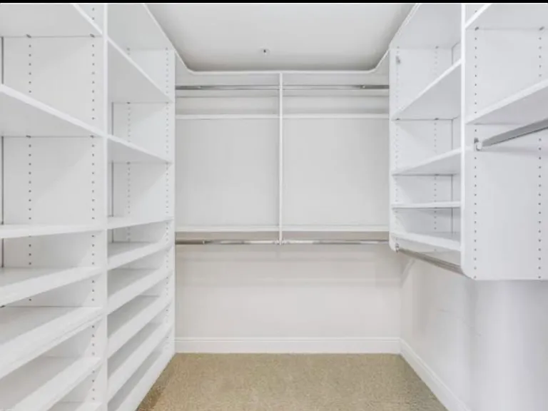 1001 Arbor Lake Dr — Photo 16