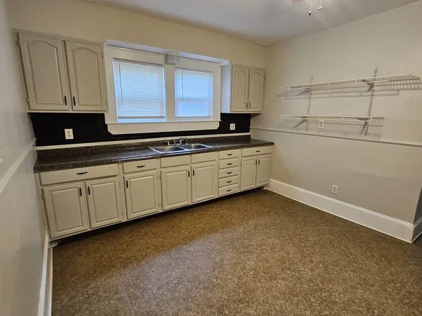 (undisclosed Address), Woonsocket, RI 02895