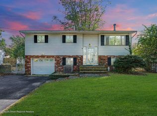 1227 Audubon Dr, Toms River, NJ 08753