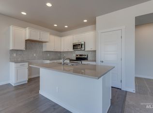 1733 S Seagrass Ave, Meridian, ID 83642