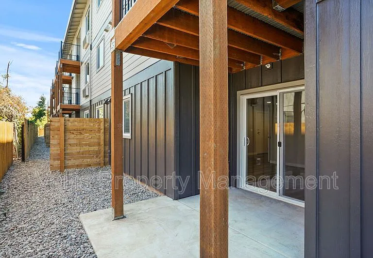 4374 Fisher Rd NE #204 — Photo 32