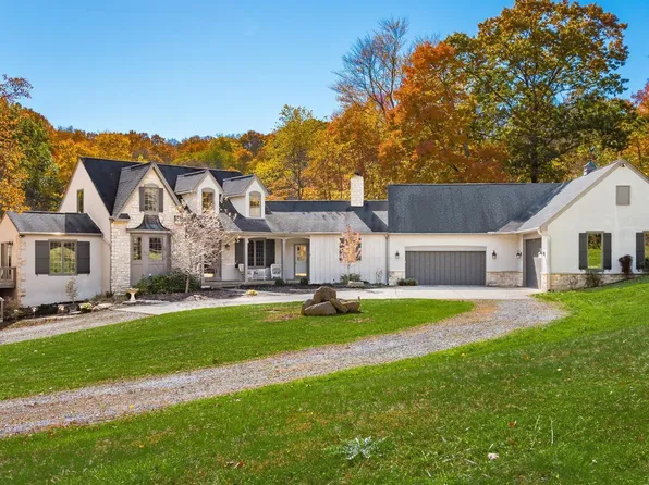 670 Welsh Ln, Granville, OH 43023