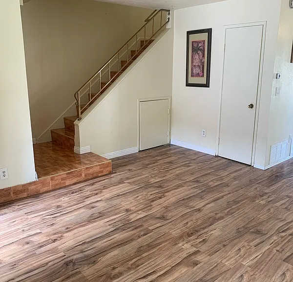 439 Bluffview Rd #1 — Photo 6