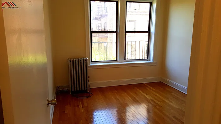 Rented by Realty Queens LLC | media 21