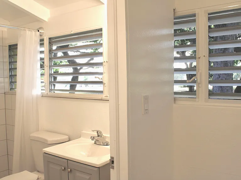 74-101- S La Grange We St — Photo 10