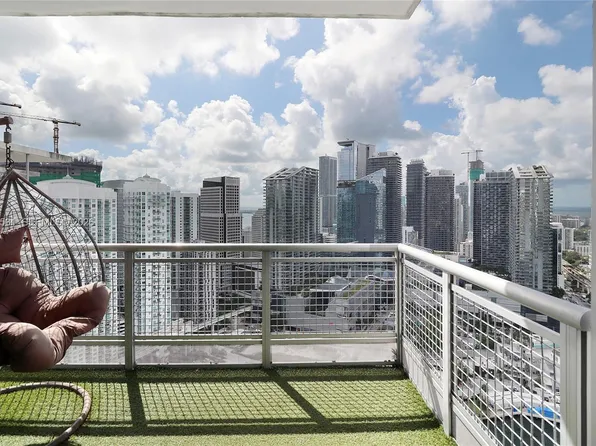 350 S Miami Ave #4110, Miami, FL 33130