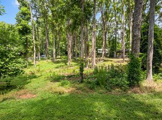 1027 Woodburn Rd, Spartanburg, SC 29302