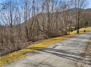 Live Oak Loop #71, Waynesville, NC 28785